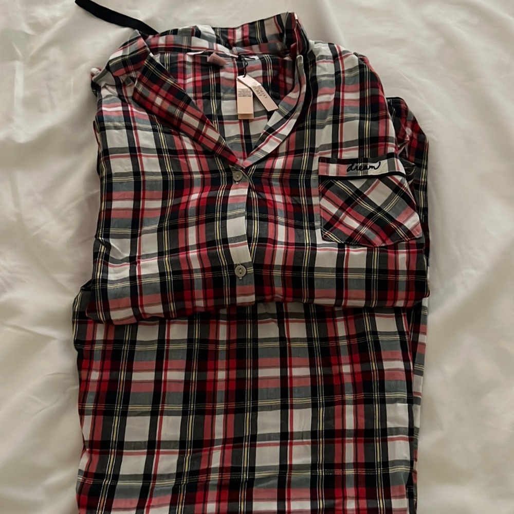 Victoria secret pajama set ! New with tags!